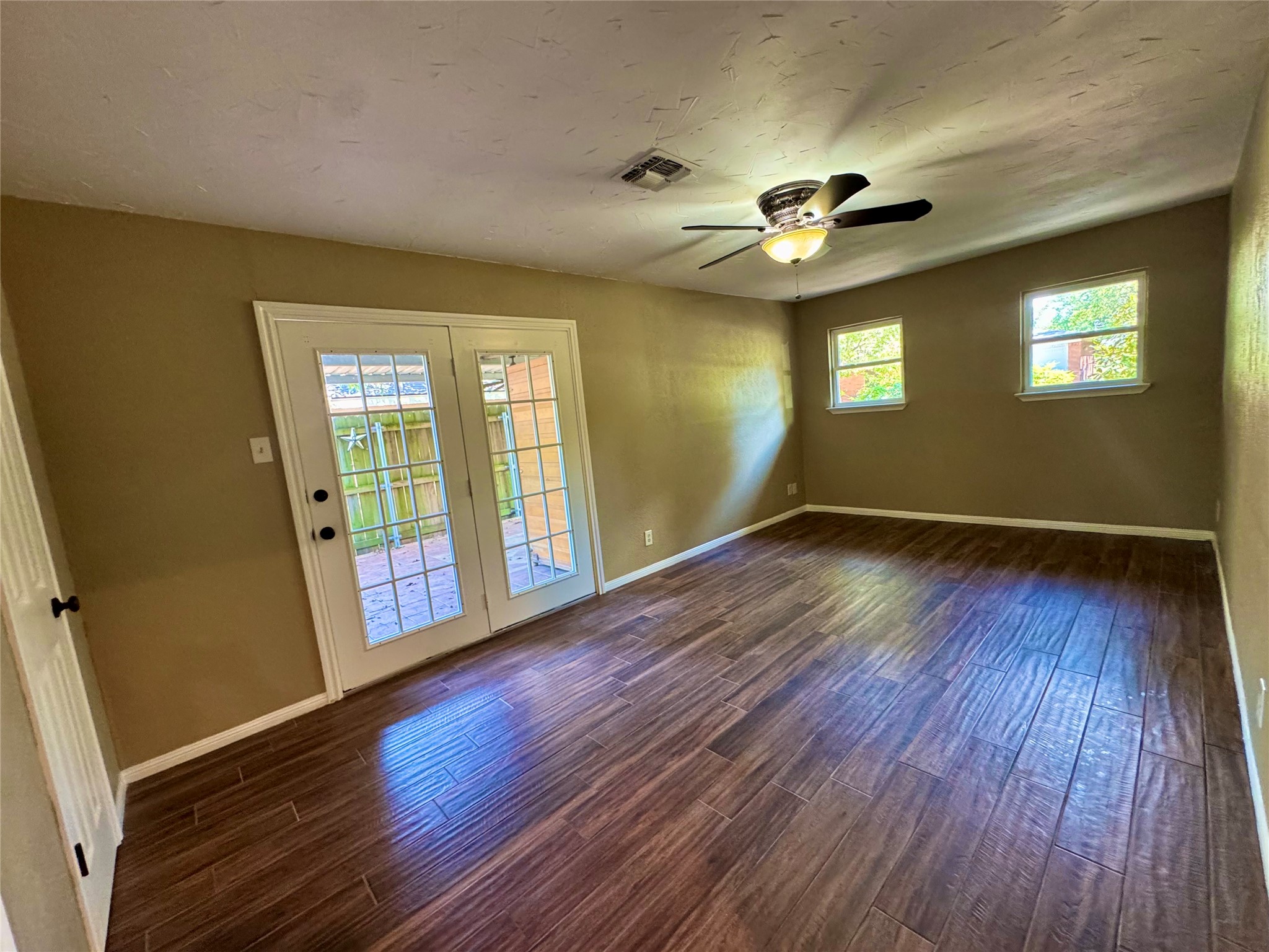 112 N 34th Street Corsicana TX 75110