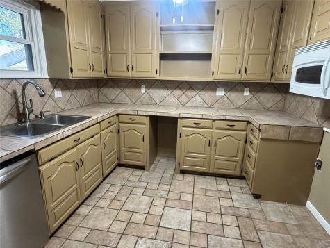 112 N 34th Street Corsicana TX 75110
