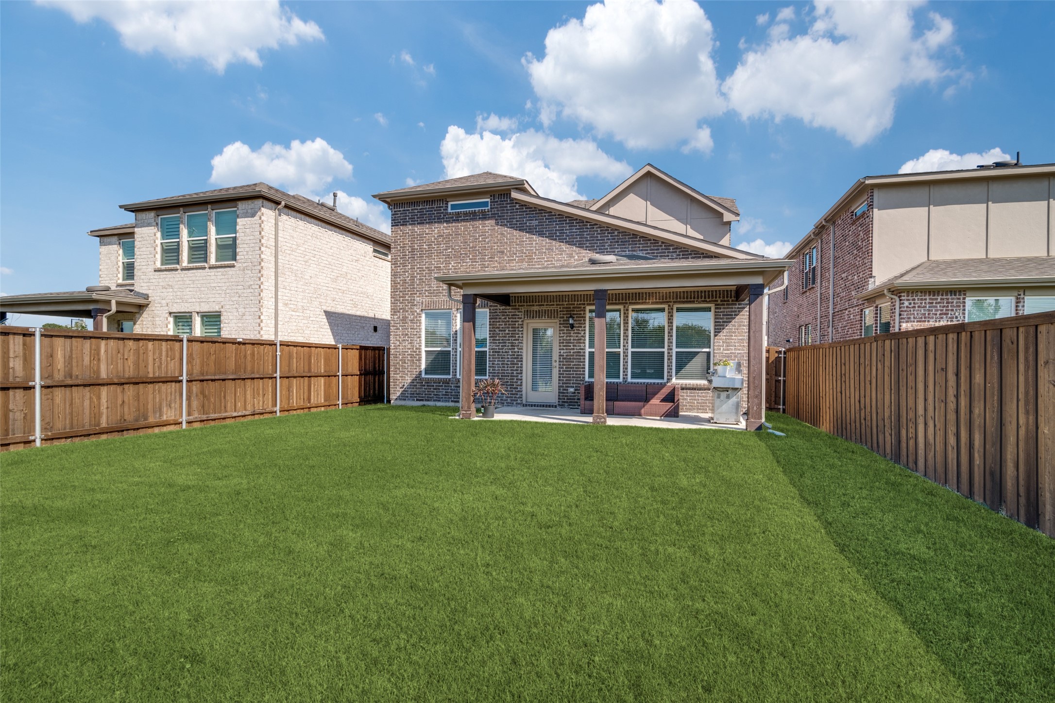 2769 Henson Lane Garland TX 75040