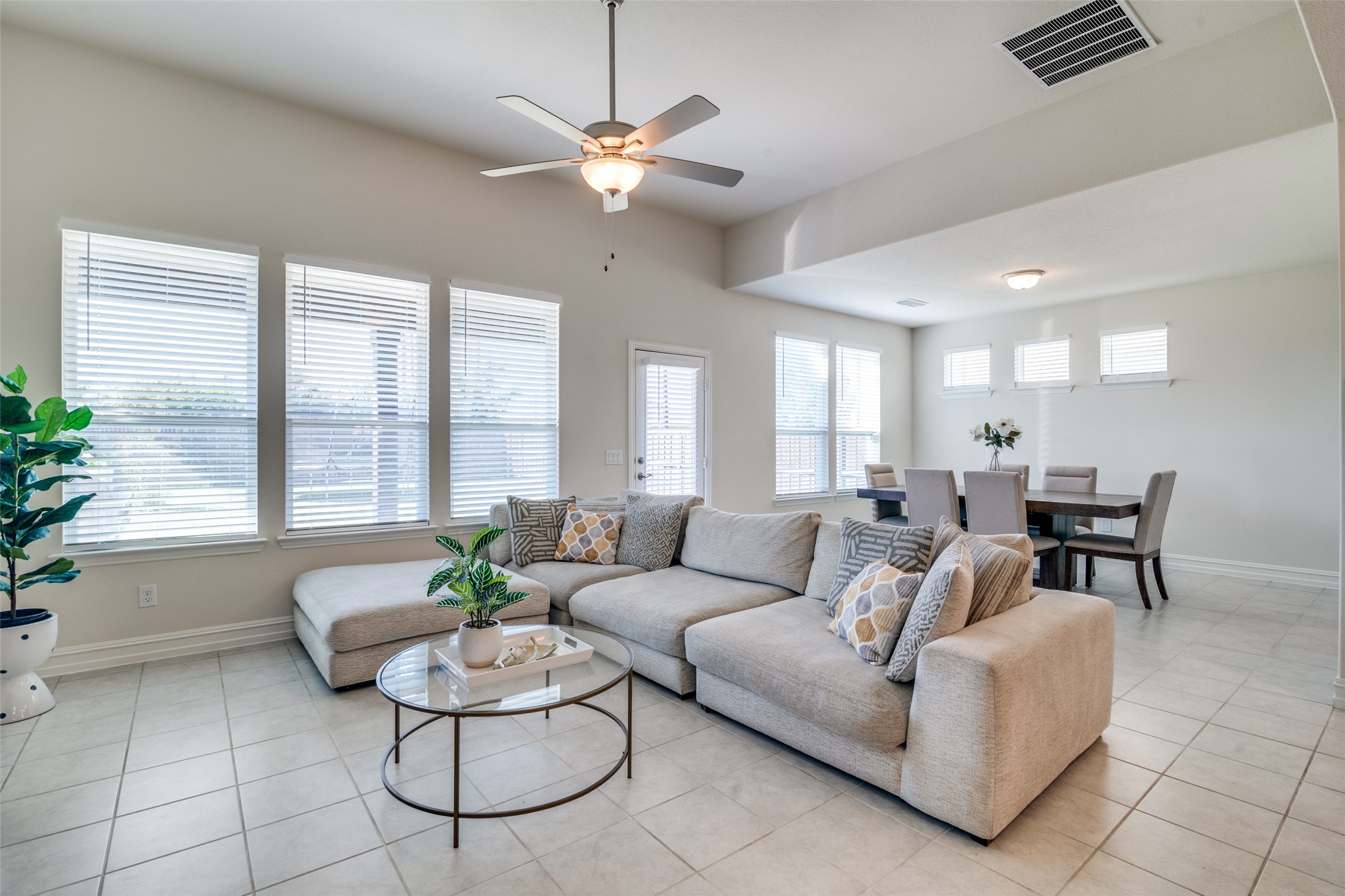2769 Henson Lane Garland TX 75040