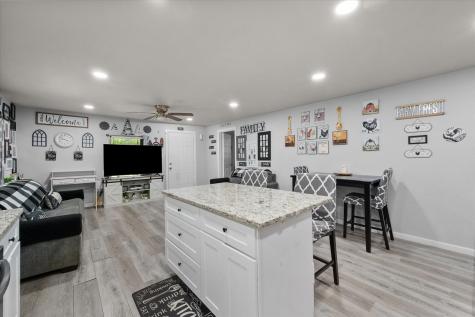 703 N Goodman Avenue Kerens TX 75144
