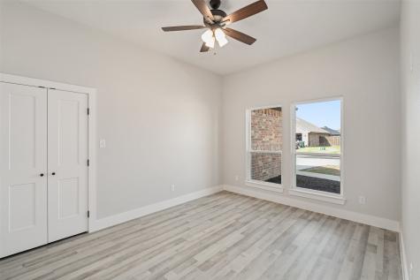 723 Cobblestone Circle Mabank TX 75147
