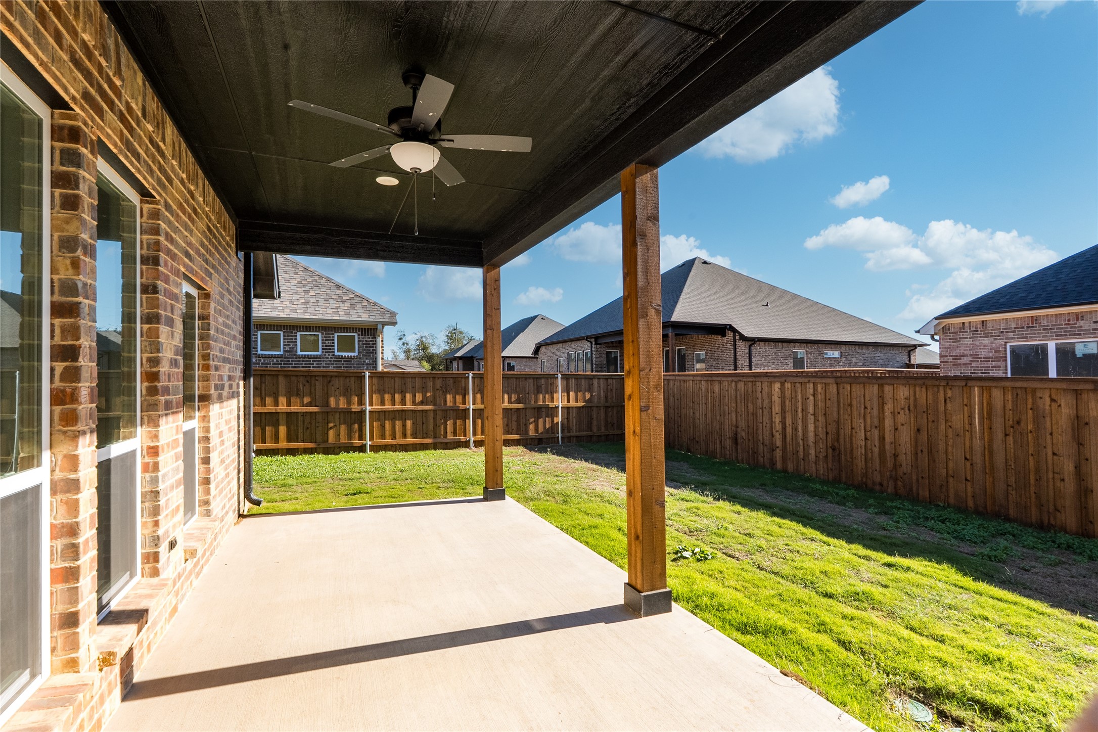 723 Cobblestone Circle Mabank TX 75147