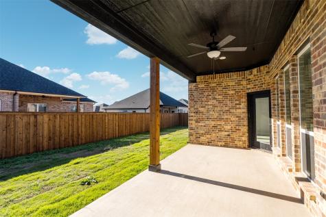 723 Cobblestone Circle Mabank TX 75147