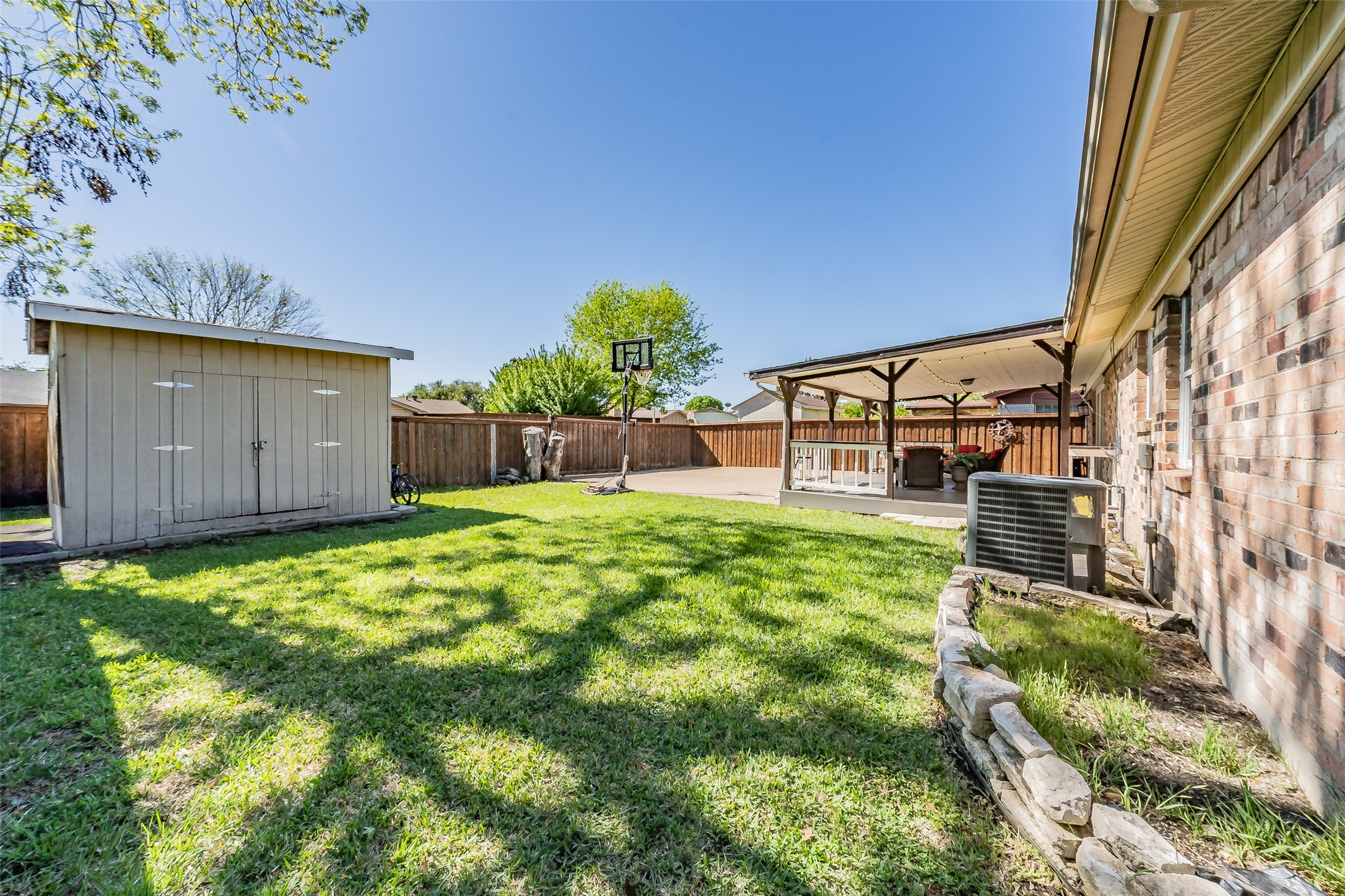 808 Intervale Drive Garland TX 75043