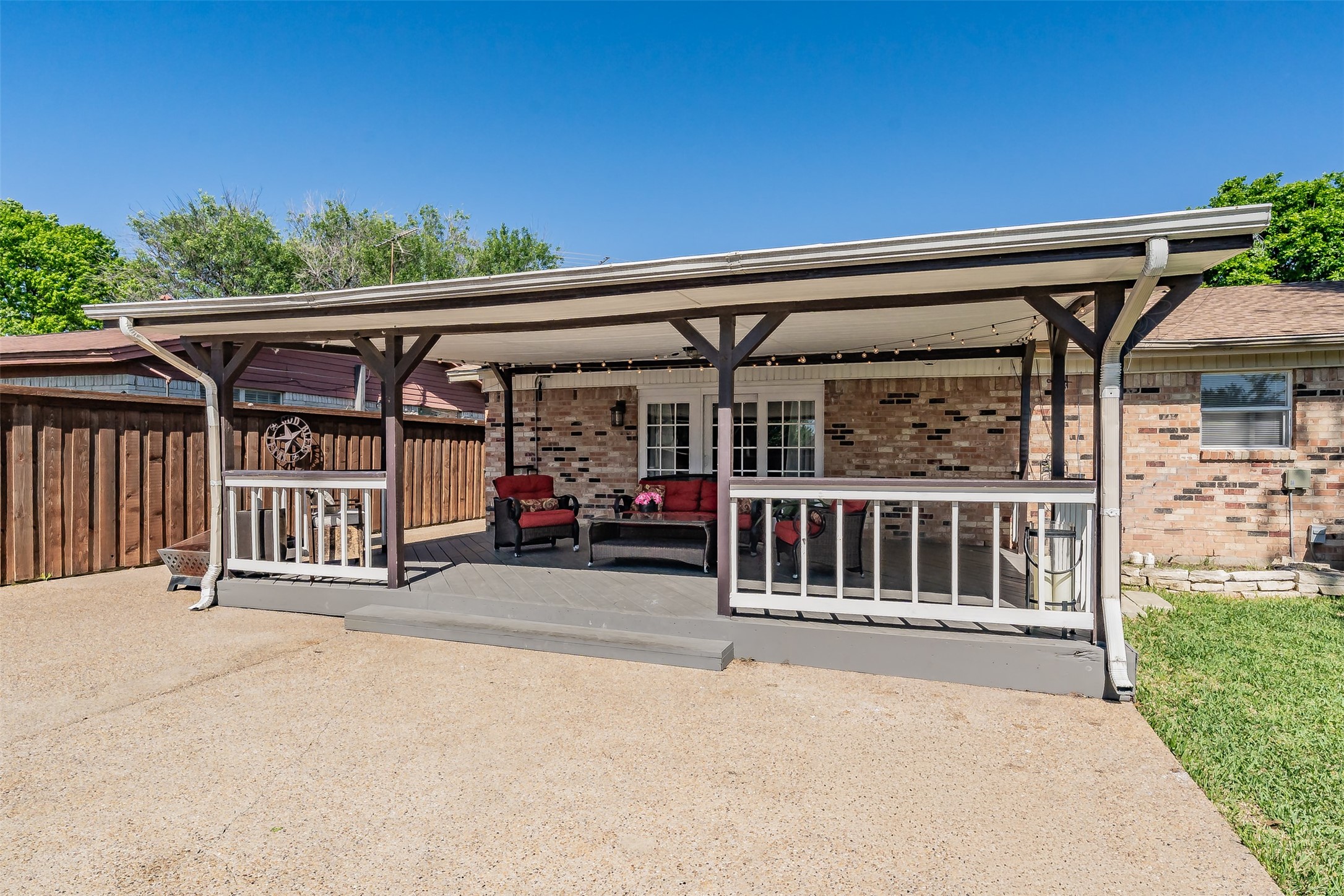808 Intervale Drive Garland TX 75043