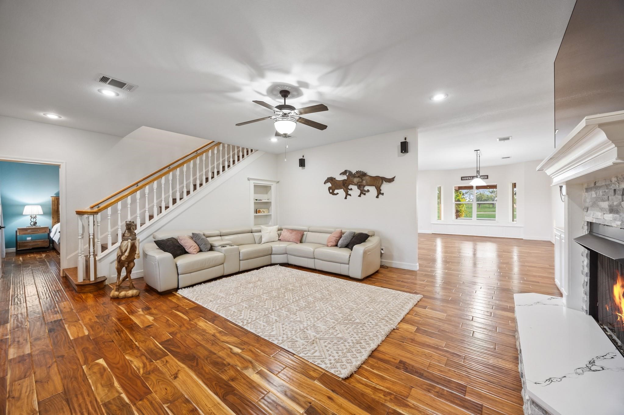 6880 County Road 4042 Kemp TX 75143