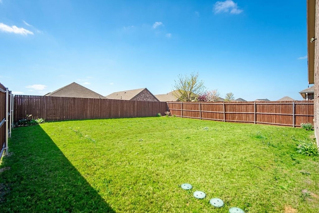 612 Daybreak Lane Lavon TX 75166