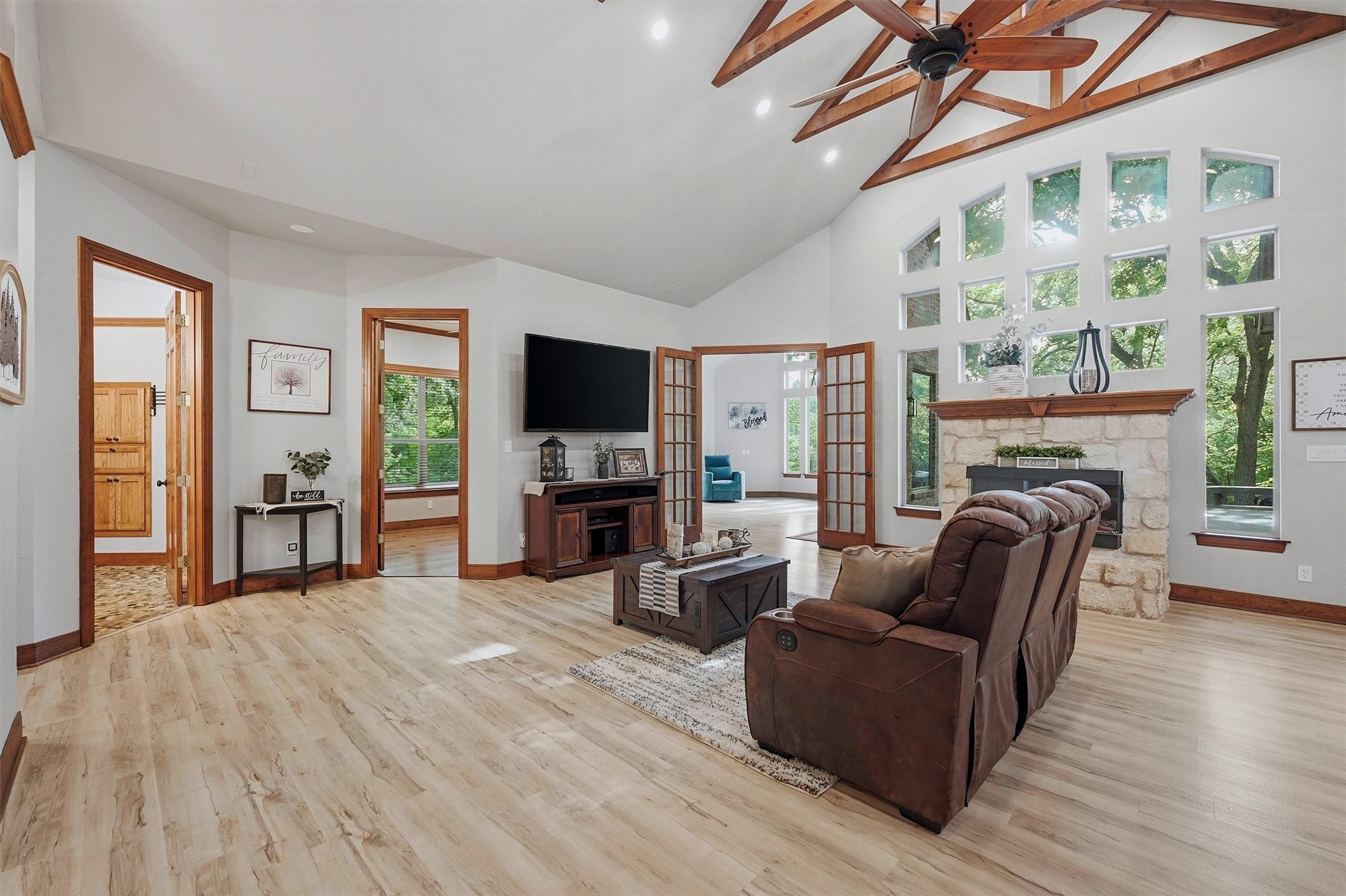 31 Forest Hills Circle Gunter TX 75058