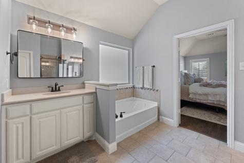 1685 Yukon Drive Burleson TX 76028