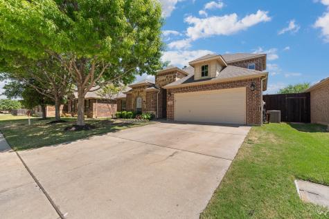 1685 Yukon Drive Burleson TX 76028