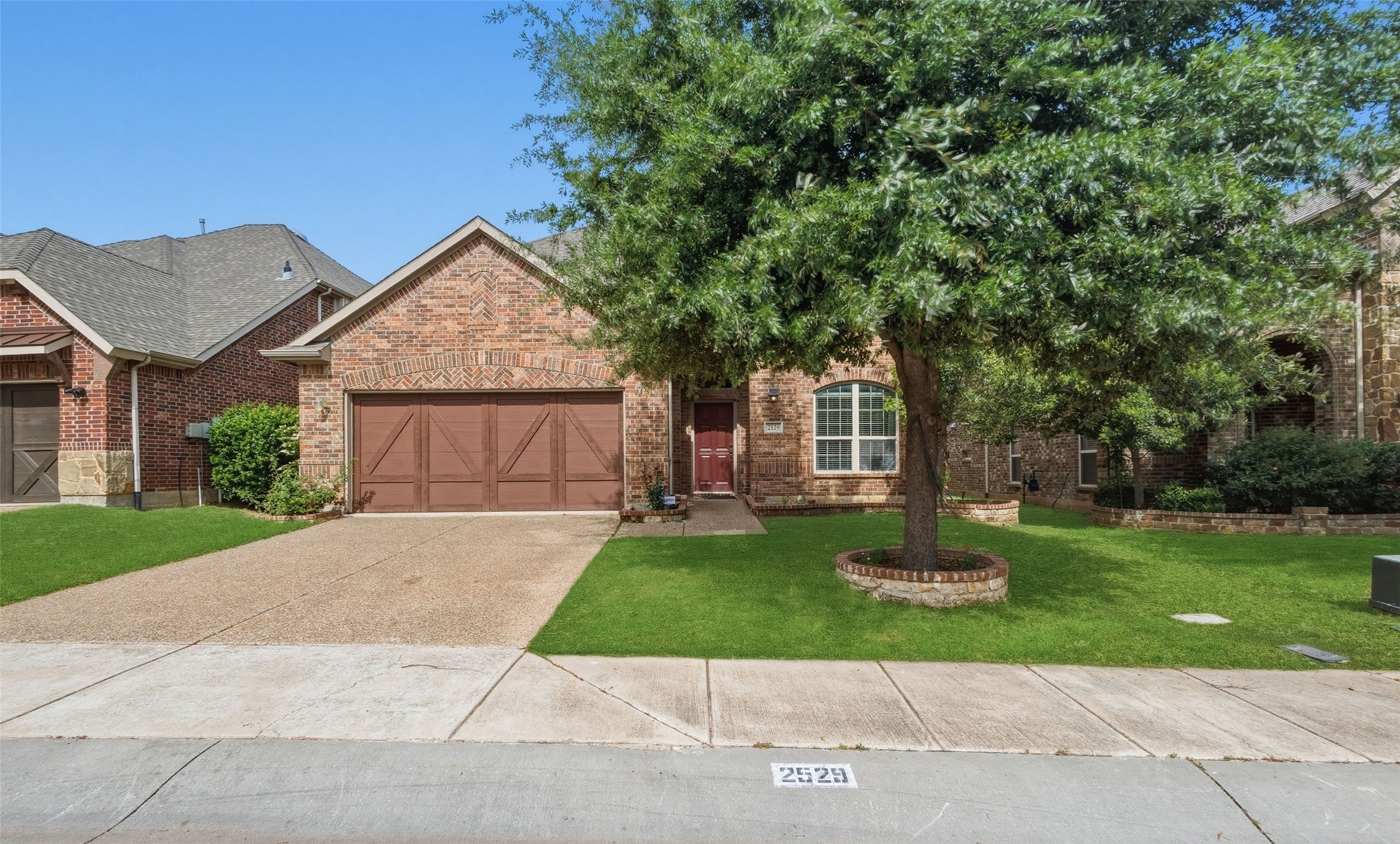 2529 Louis Lane Lewisville TX 75056