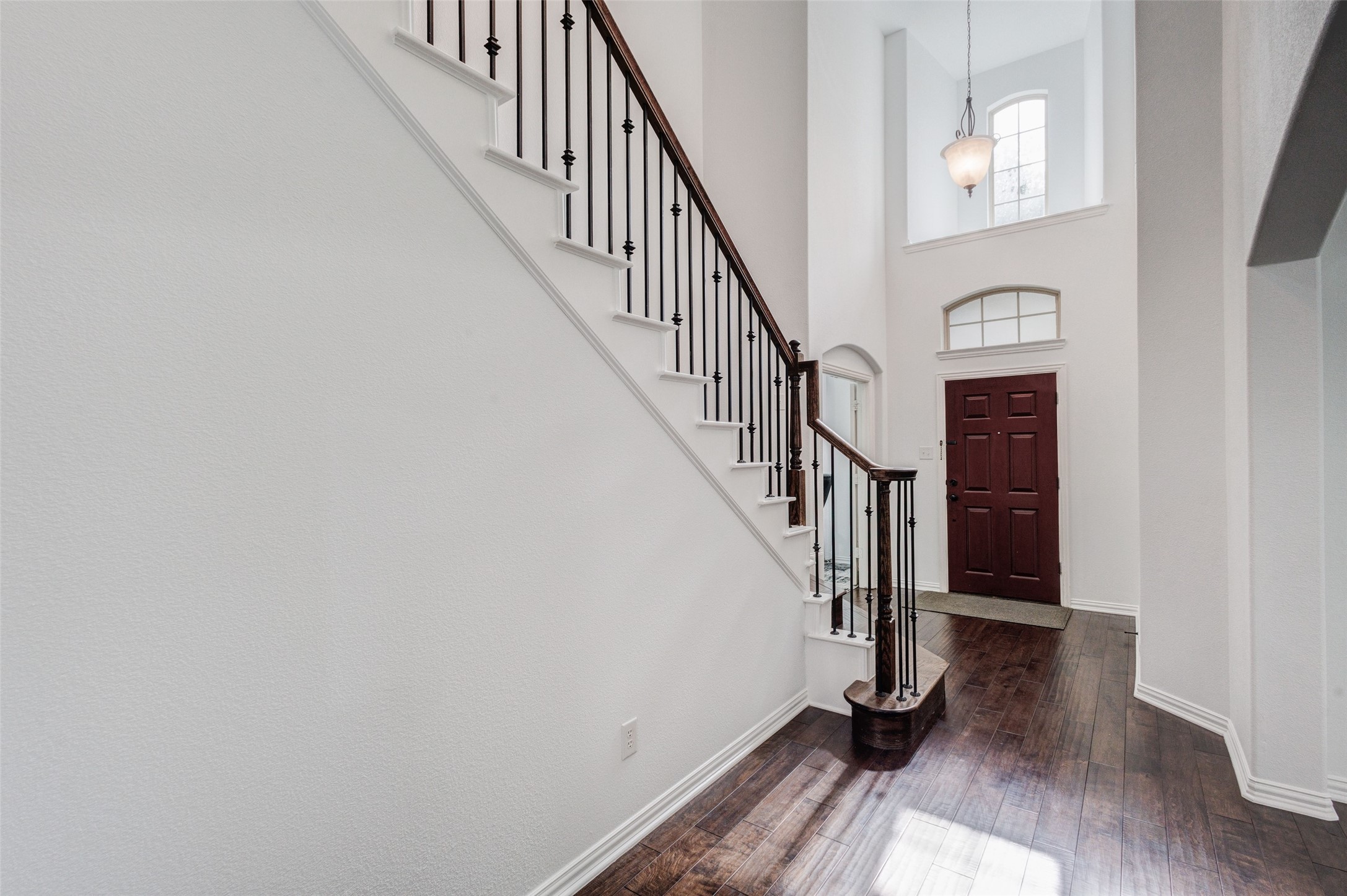 2529 Louis Lane Lewisville TX 75056