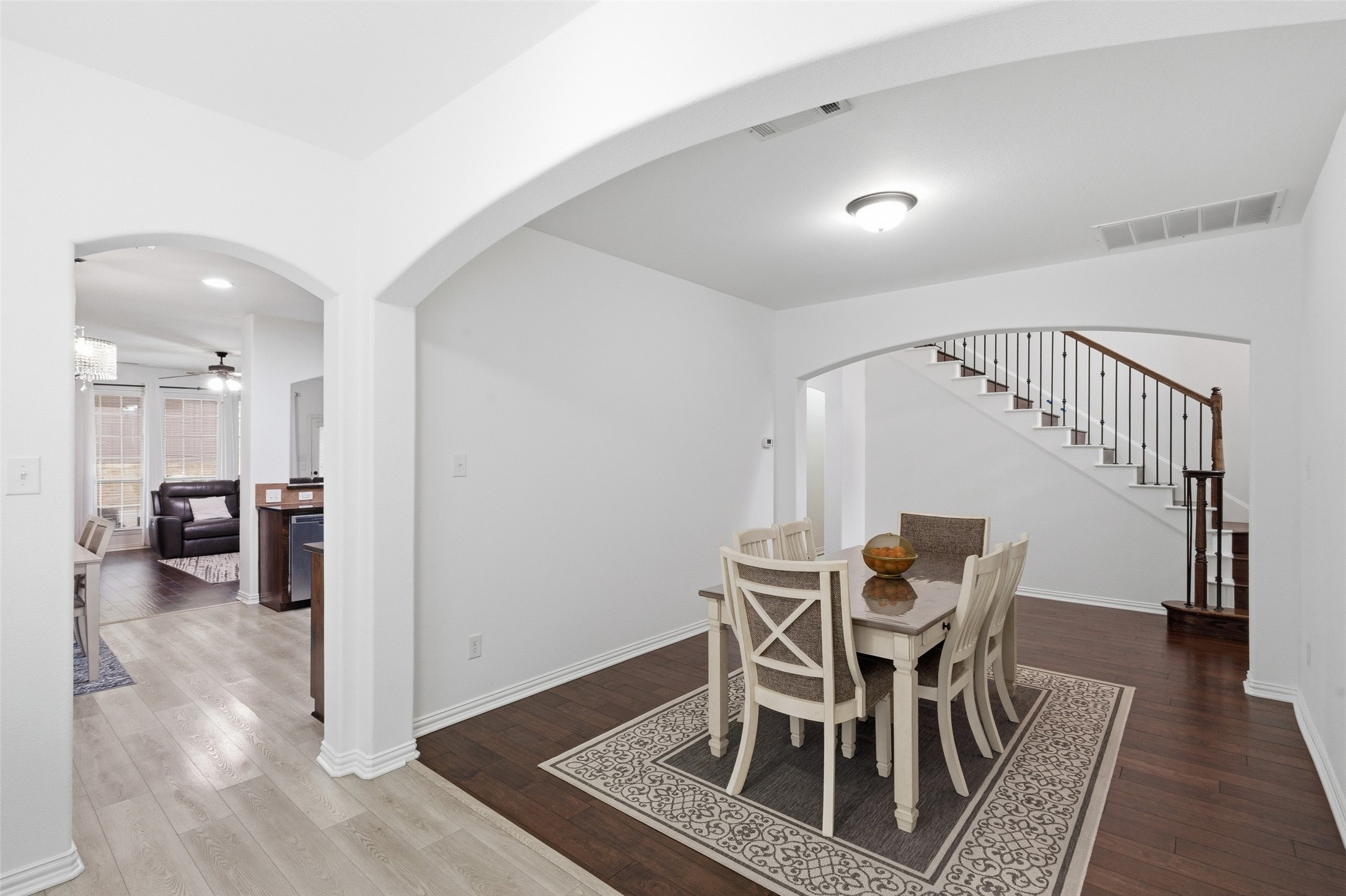 2529 Louis Lane Lewisville TX 75056