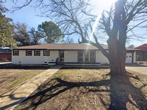 1203 Loma Alta Place Cleburne TX 76033
