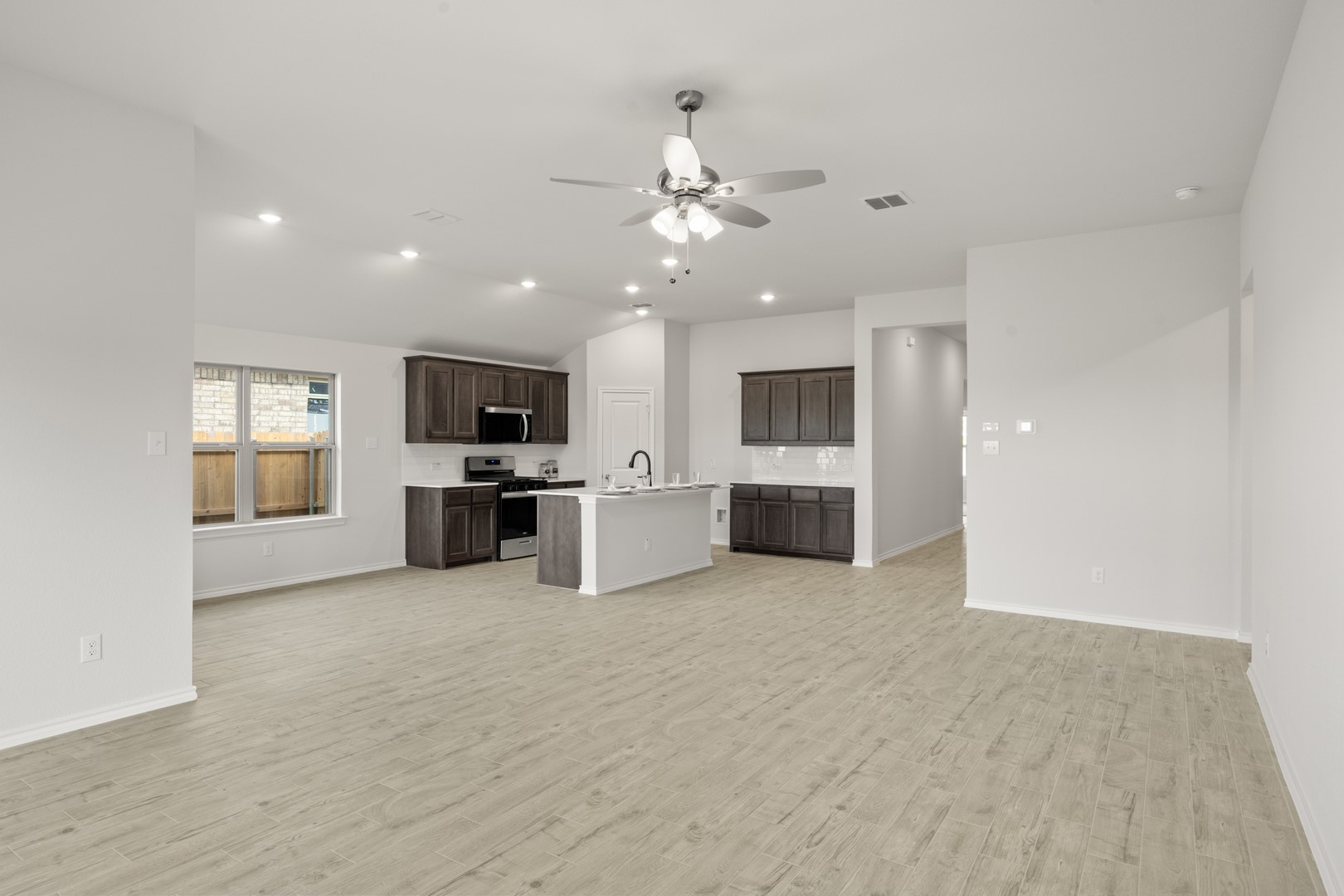 945 Abalone Avenue Haslet TX 76052
