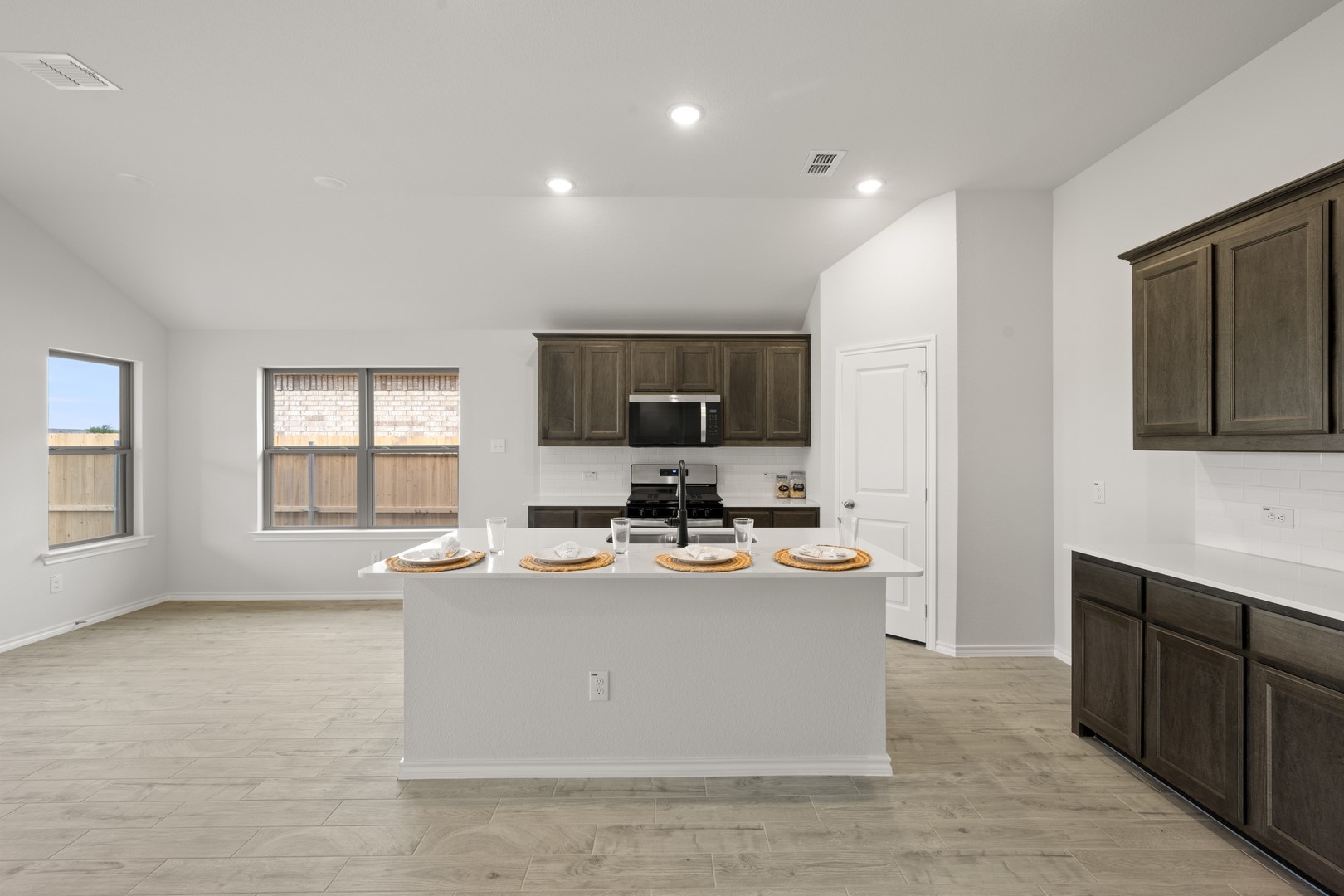 945 Abalone Avenue Haslet TX 76052