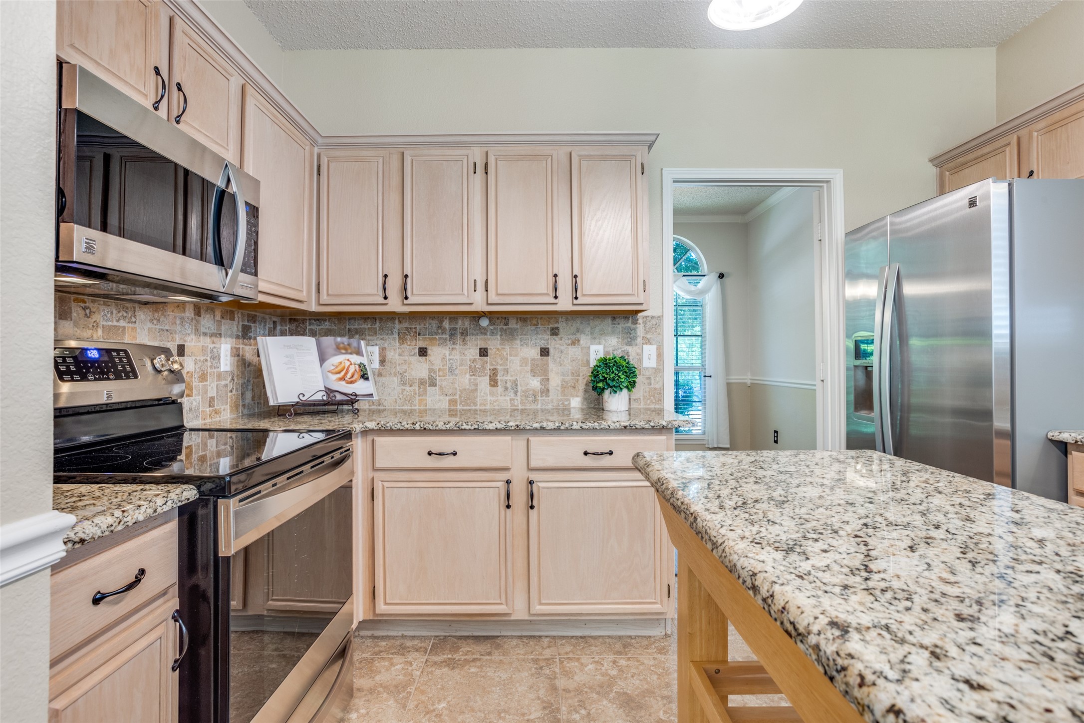 913 Aylesbury Drive Allen TX 75002
