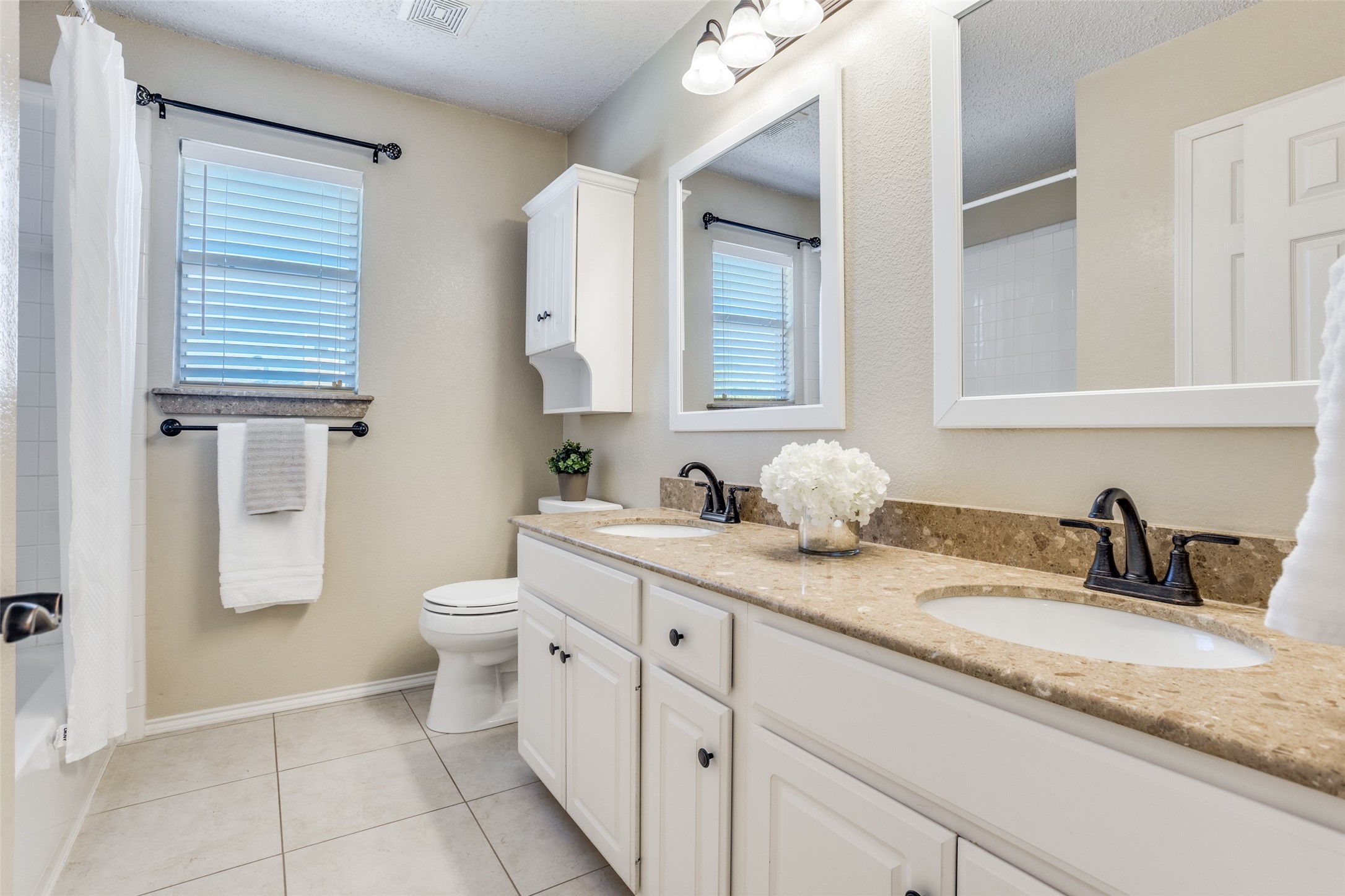 913 Aylesbury Drive Allen TX 75002