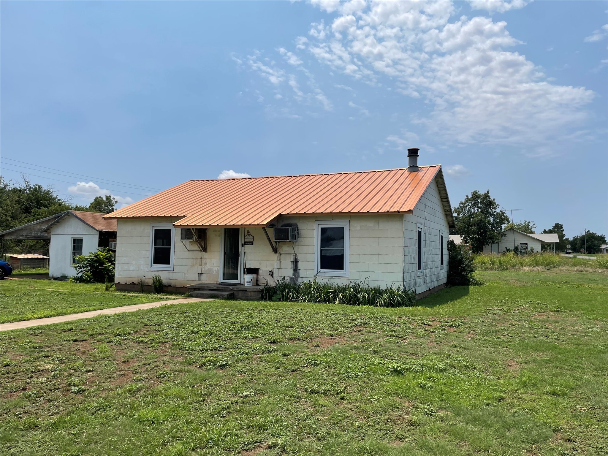 521 N 5th Street Crowell TX 79227