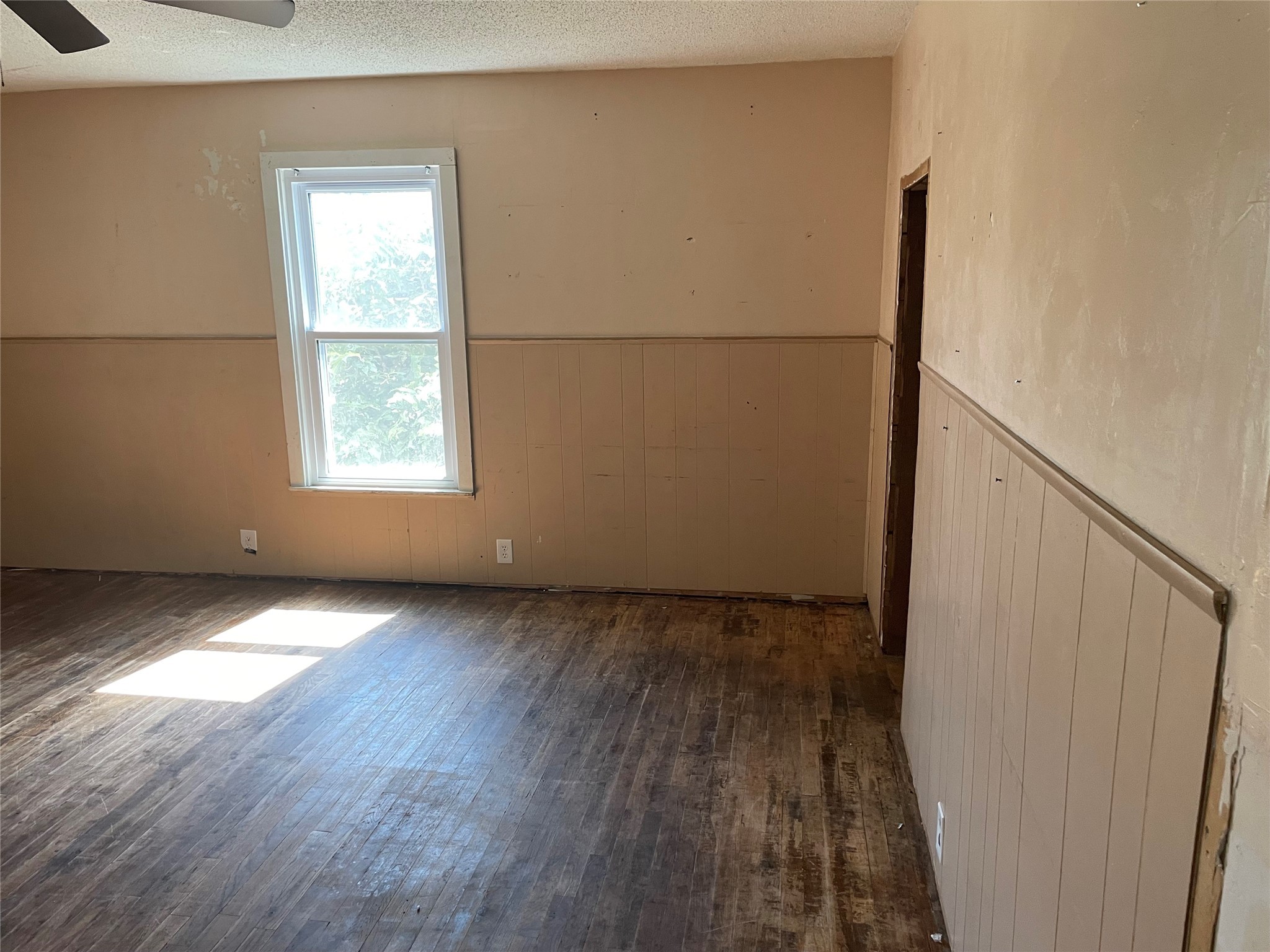 521 N 5th Street Crowell TX 79227