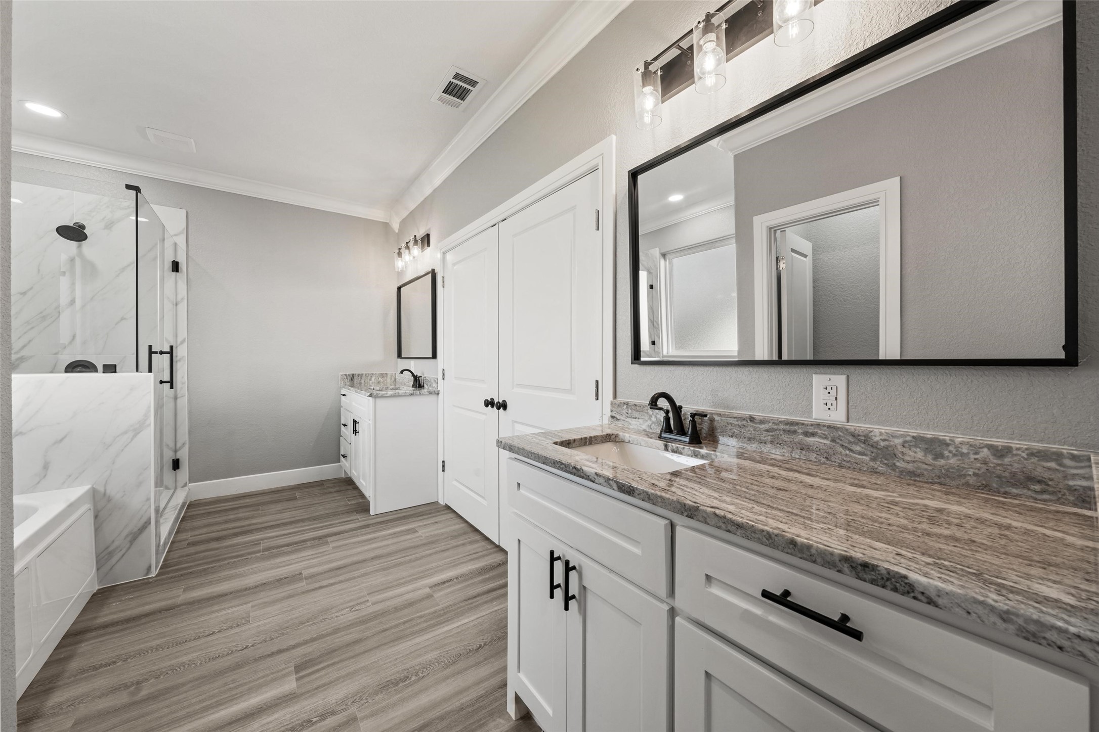 470 Elmwood Drive Woodway TX 76712