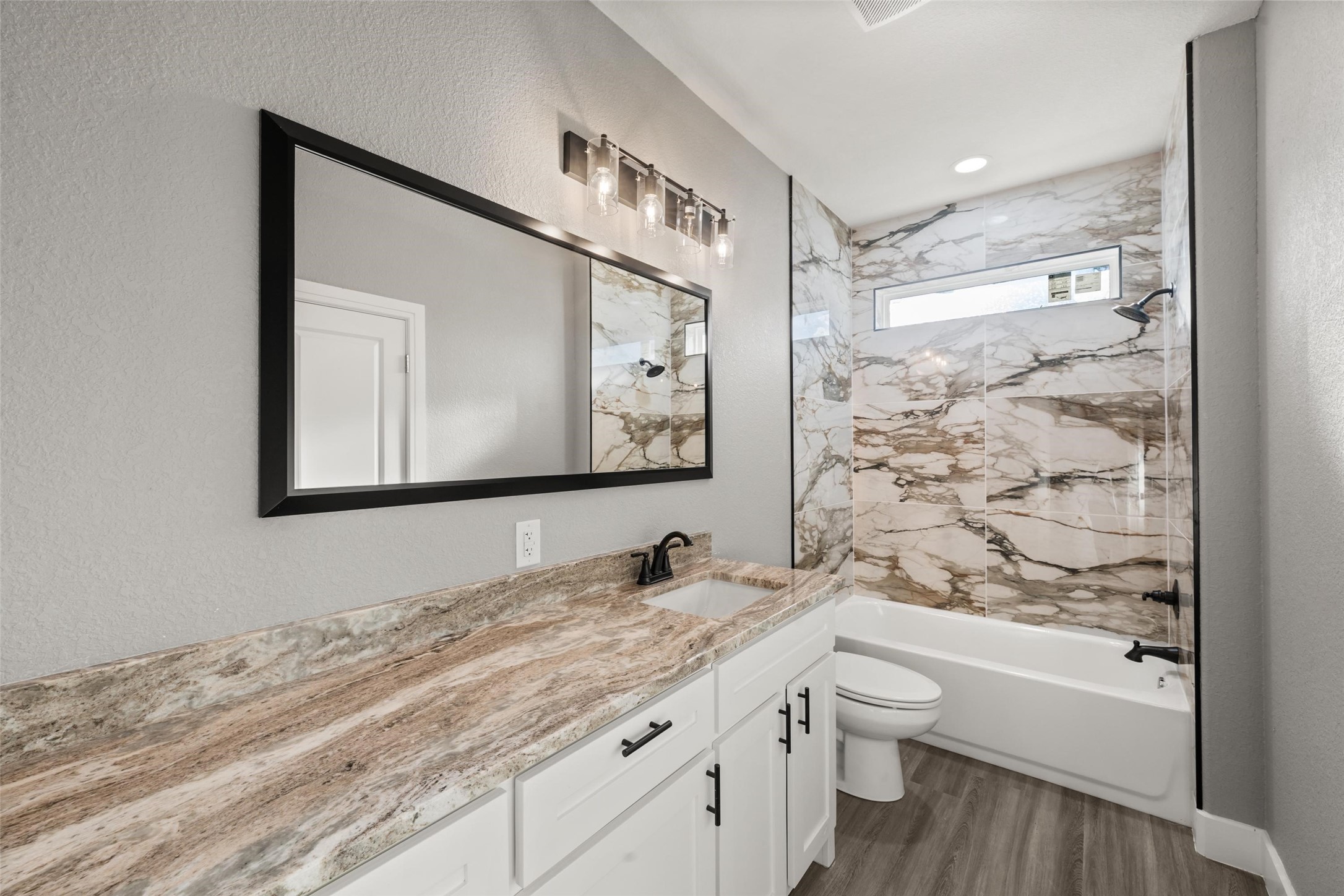 470 Elmwood Drive Woodway TX 76712