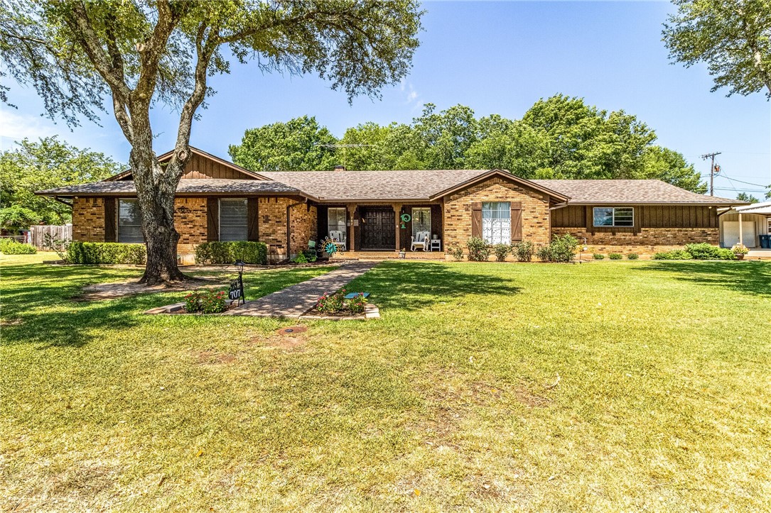 707 N Neches Street Whitney TX 76692