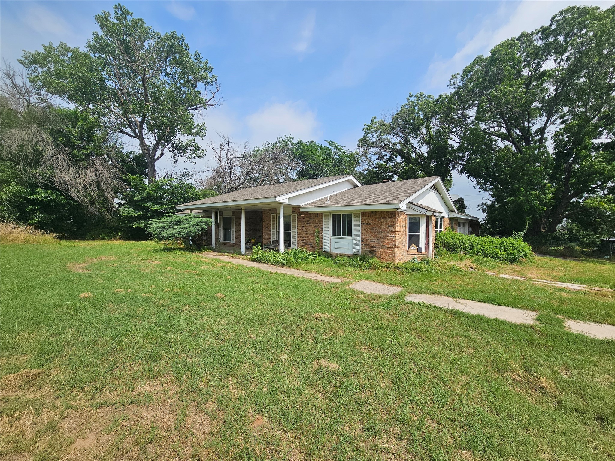 4215 Knob Hill Road Azle TX 76020