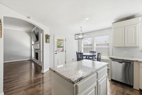 557 Jeffdale Drive Burleson TX 76028