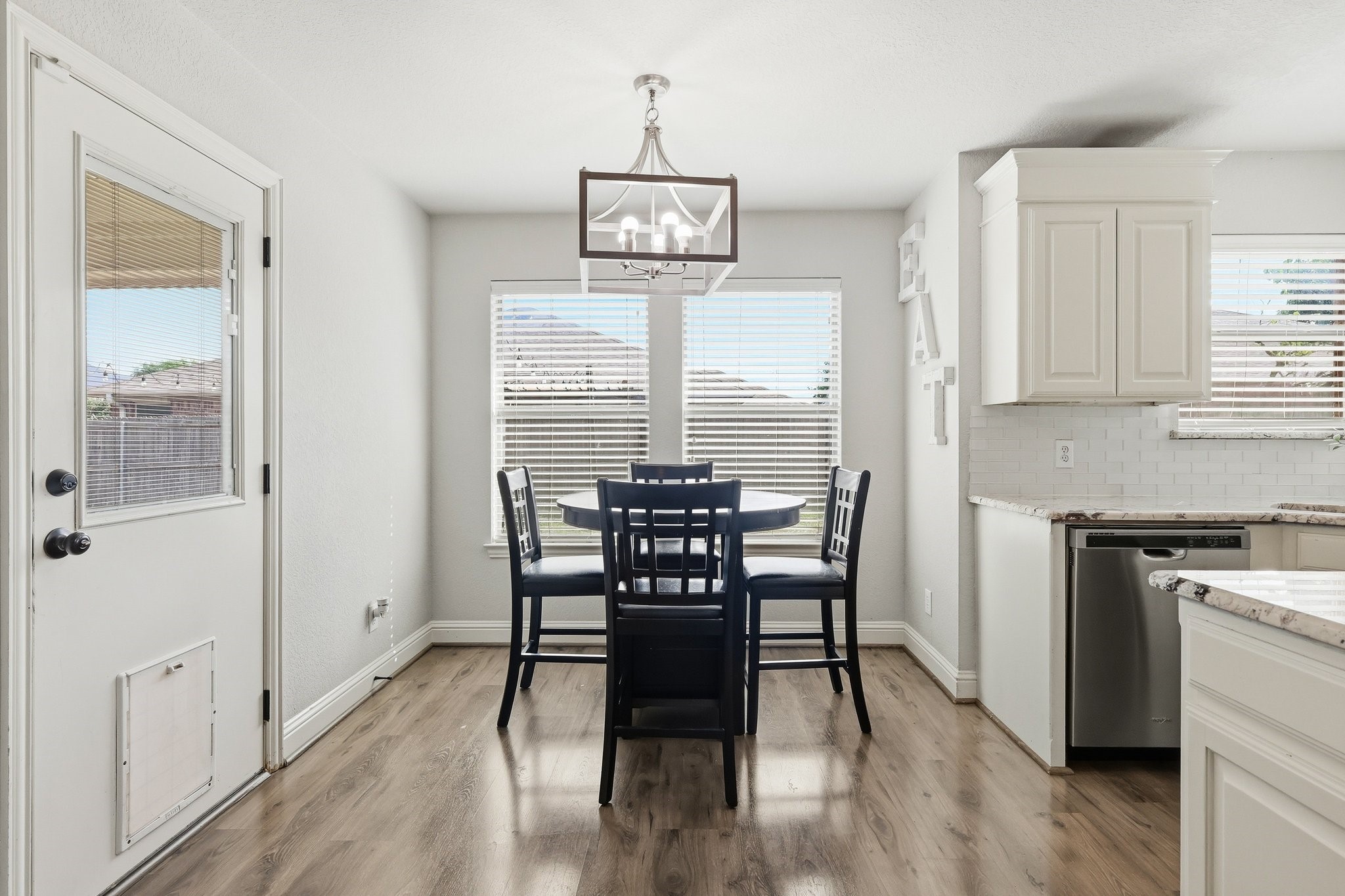 557 Jeffdale Drive Burleson TX 76028
