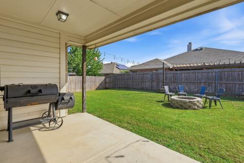557 Jeffdale Drive Burleson TX 76028