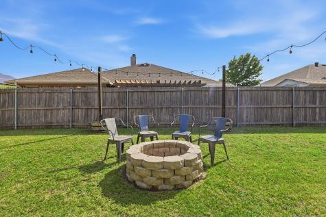 557 Jeffdale Drive Burleson TX 76028
