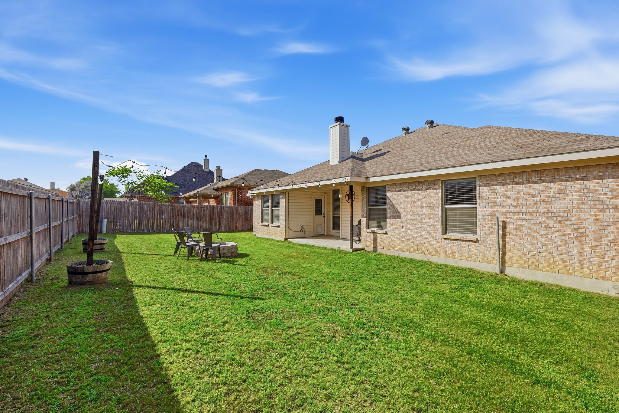 557 Jeffdale Drive Burleson TX 76028