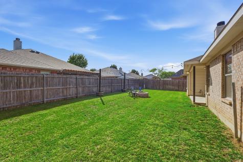557 Jeffdale Drive Burleson TX 76028