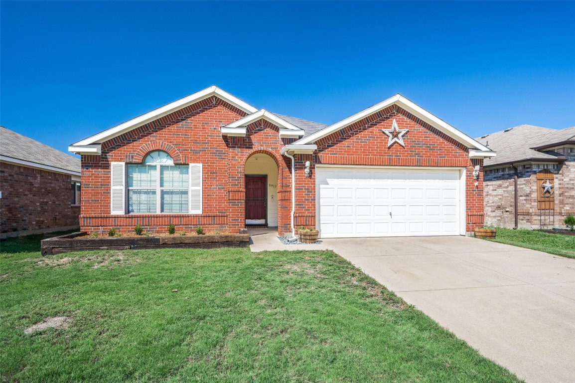 8917 Whirlwind Trail Aubrey TX 76227