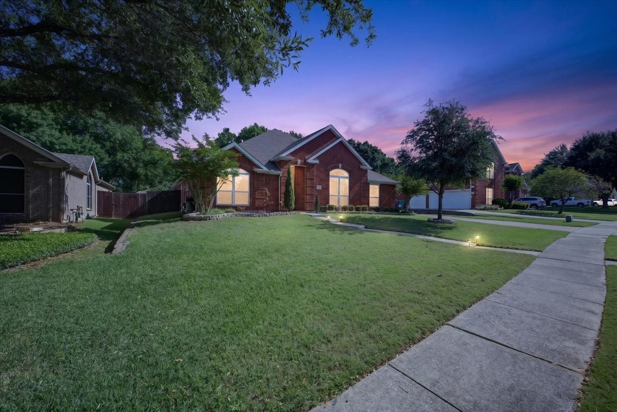 913 Chapel Drive Denton TX 76205