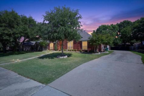 913 Chapel Drive Denton TX 76205