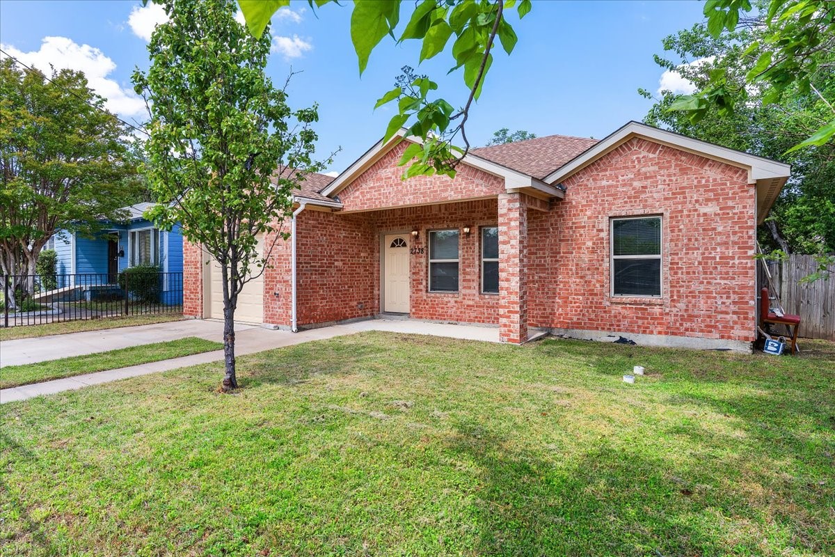 2738 Morning Avenue Dallas TX 75210