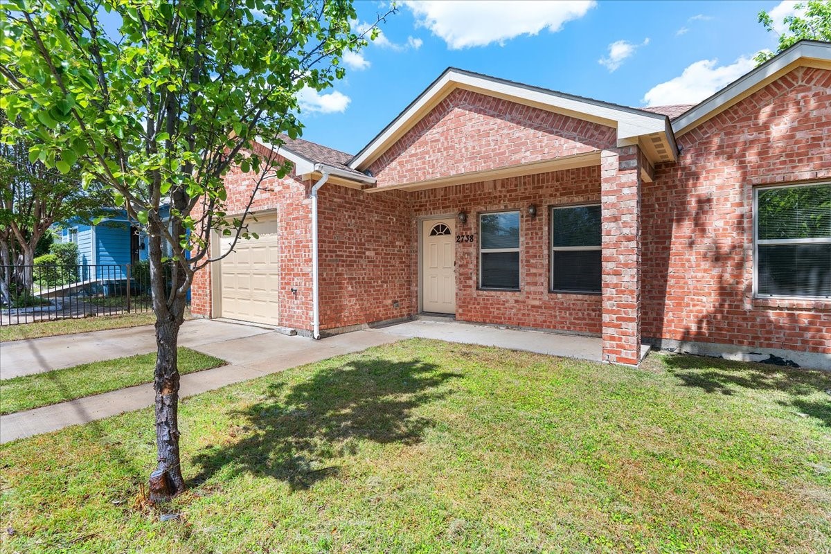 2738 Morning Avenue Dallas TX 75210