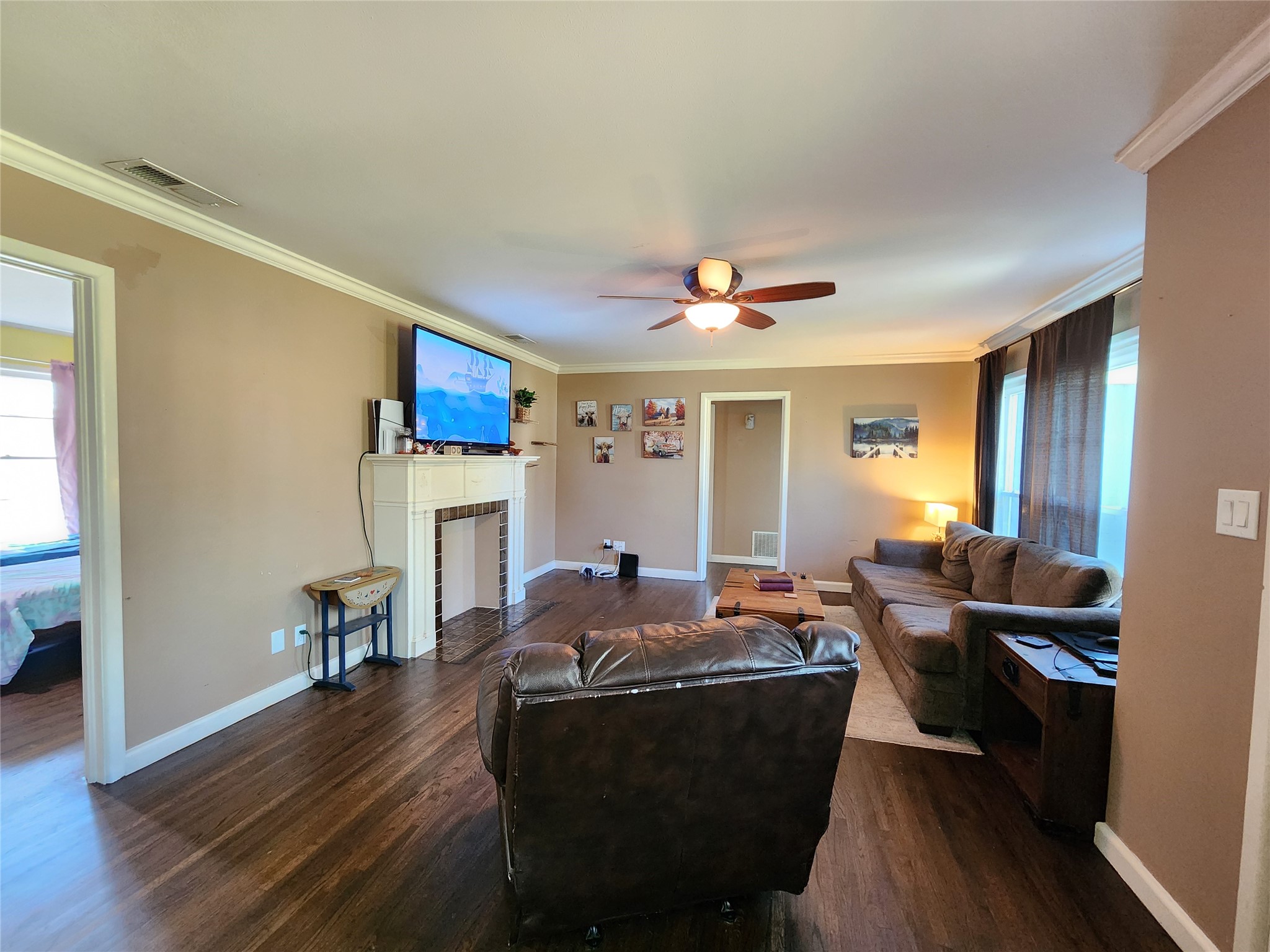 319 E Hubbard Street Lindale TX 75771