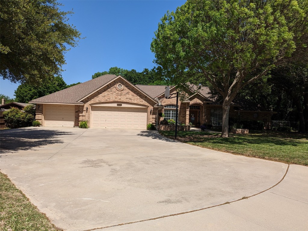 1704 Meadowbrook Court Decatur TX 76234