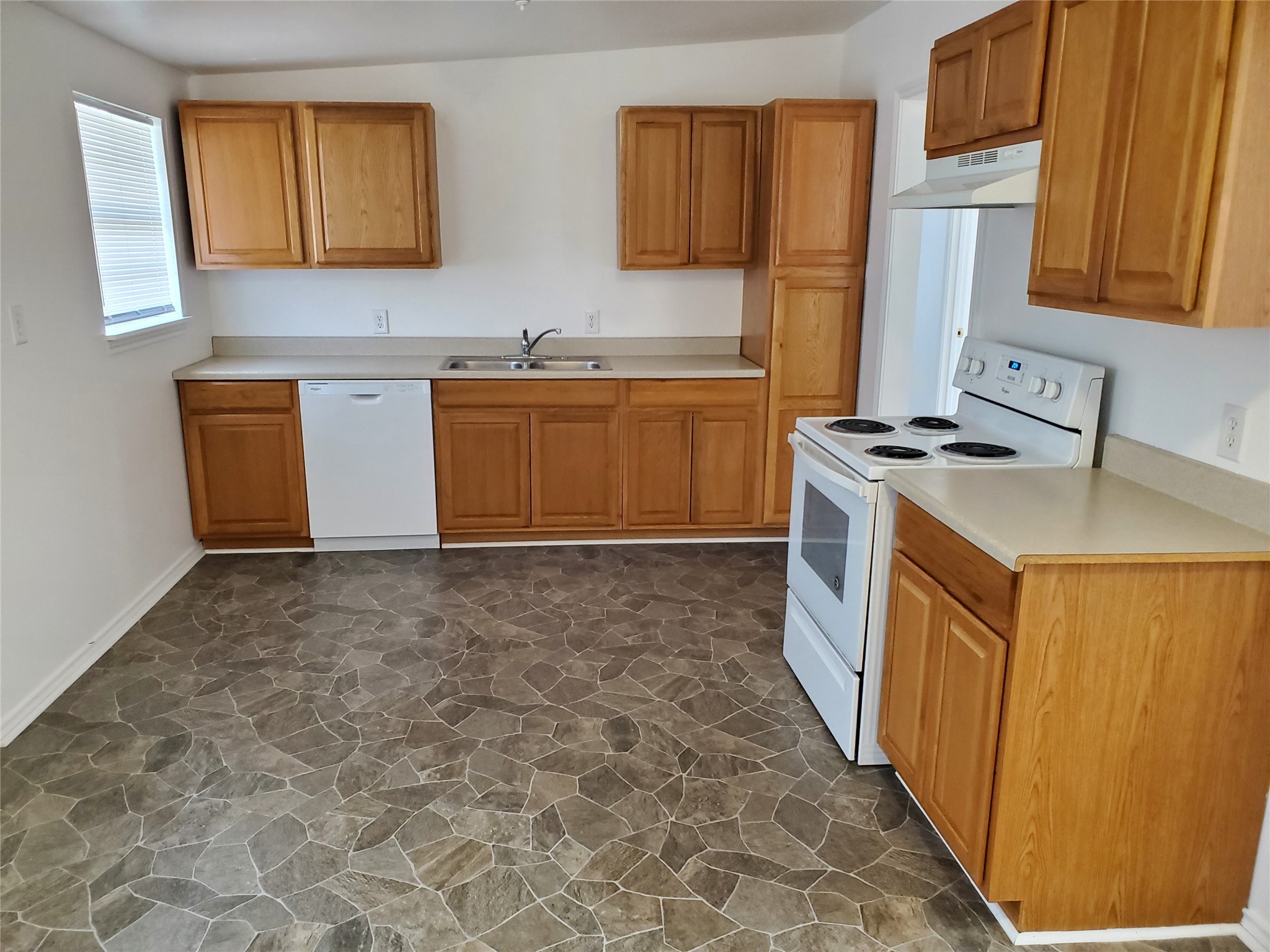 14071 Fm 121 Van Alstyne TX 75495