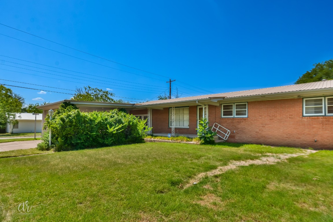 400 Fisher Street Albany TX 76430