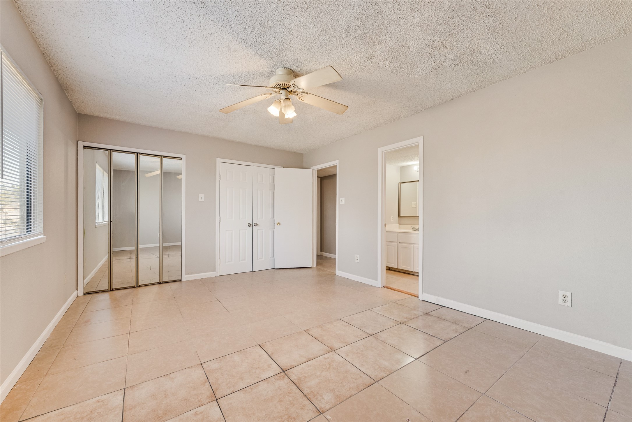 4602 Redwood Drive Garland TX 75043