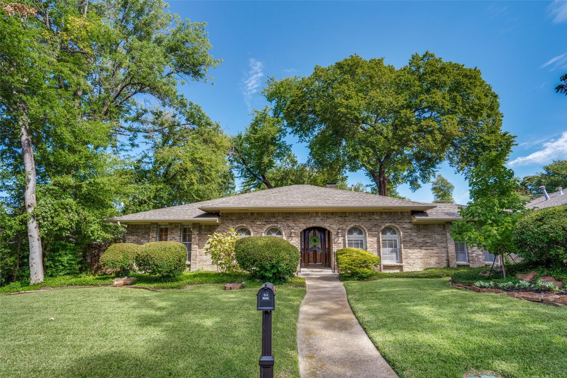 9109 Locarno Drive Dallas TX 75243