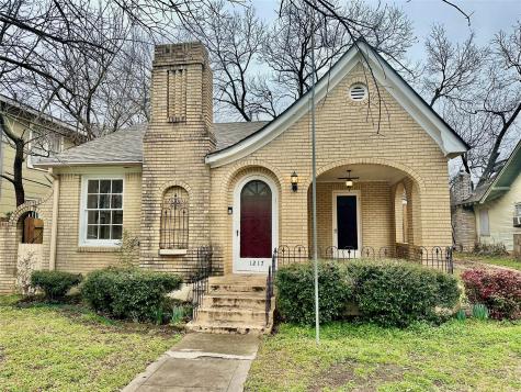 1217 W Bond Street Denison TX 75020