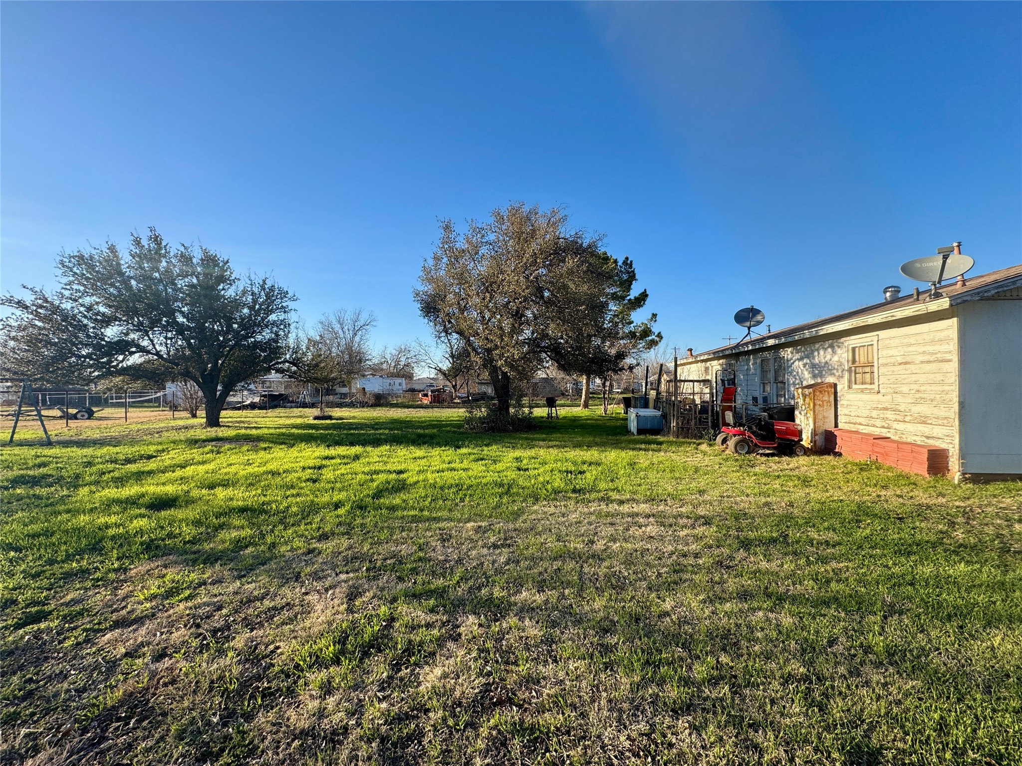 620 5th Street Hawley TX 79525