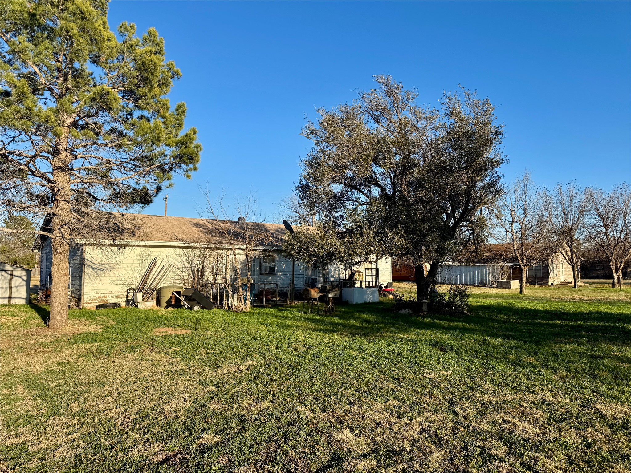 620 5th Street Hawley TX 79525