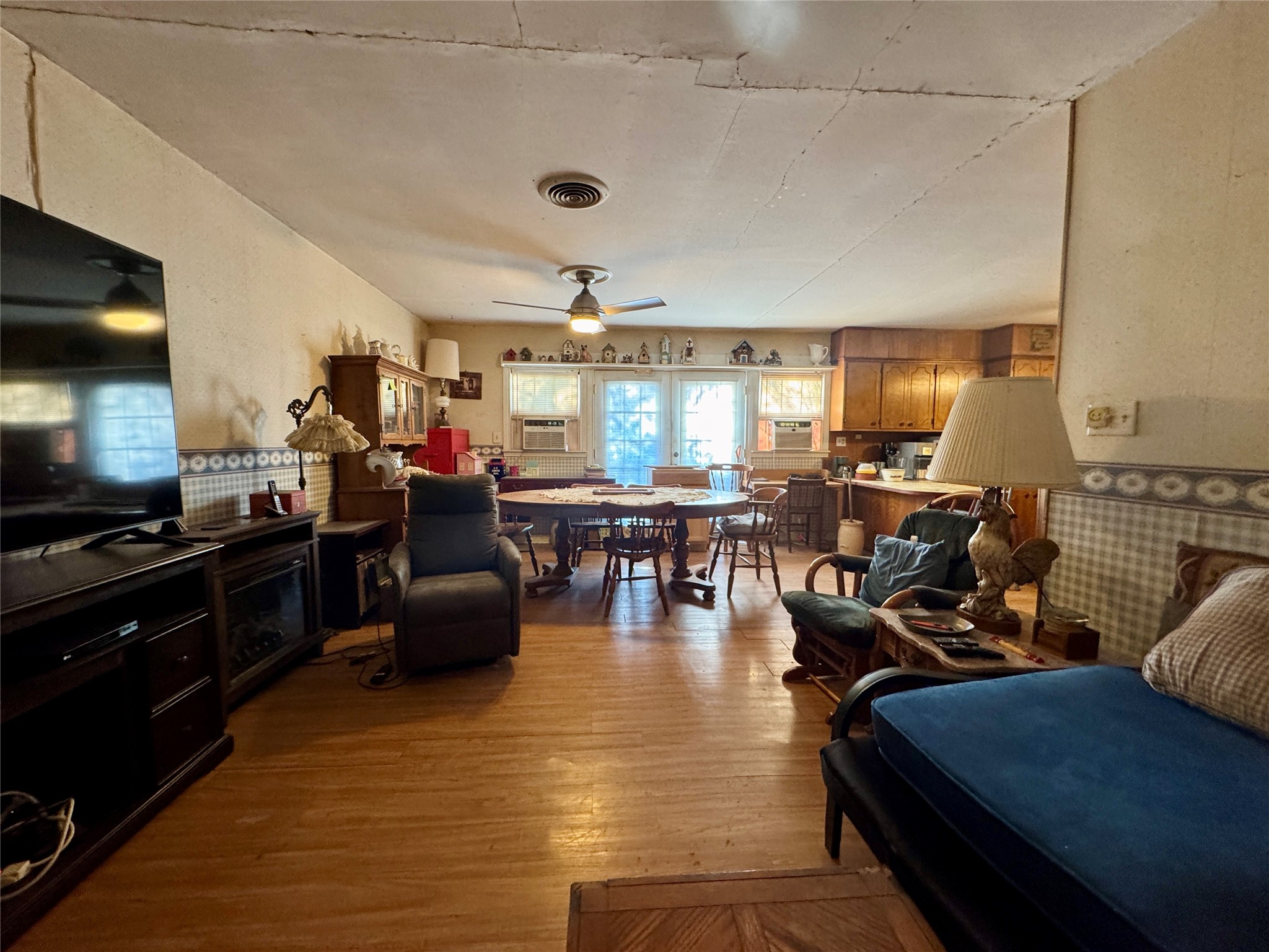 620 5th Street Hawley TX 79525
